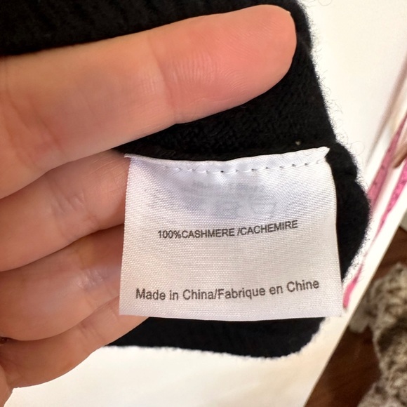 Tory Burch Black Ribbed Cashmere Pullover Sweater Size Small - Picture 4 of 4